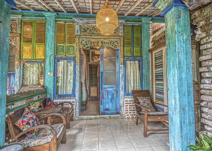 Santhiku & Oda ve Kahvaltı 3*